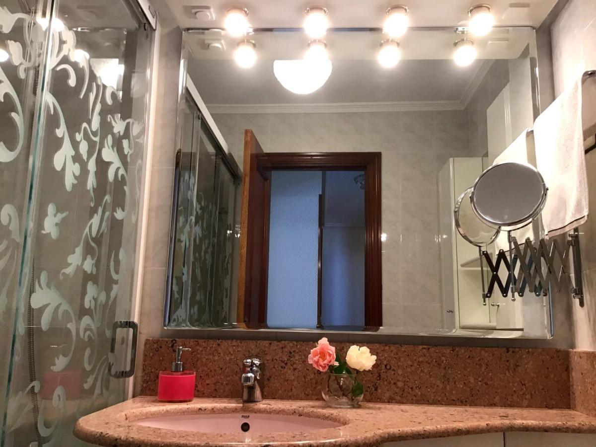 Apartamento Telleria Con Parking Gratis Barakaldo Bagian luar foto